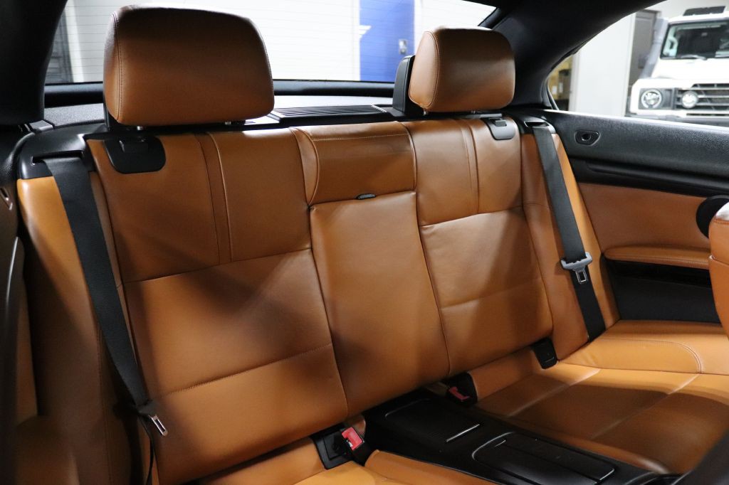 2012 BMW M3 Image 34