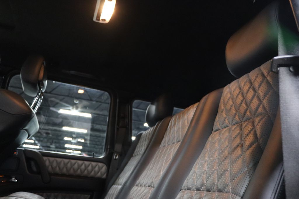 2015 Mercedes-Benz G-Class Image 21