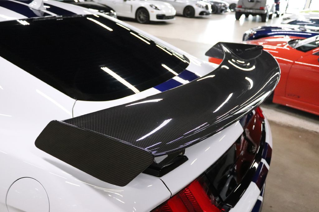 2021 Ford Mustang Image 5