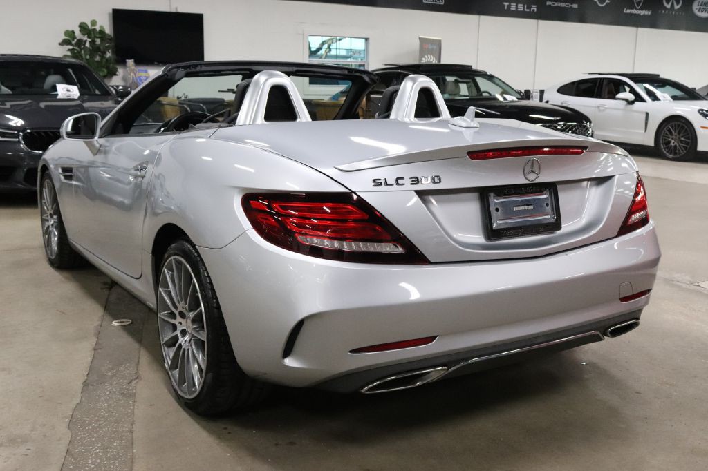 2017 Mercedes-Benz SLC-Class Image 6