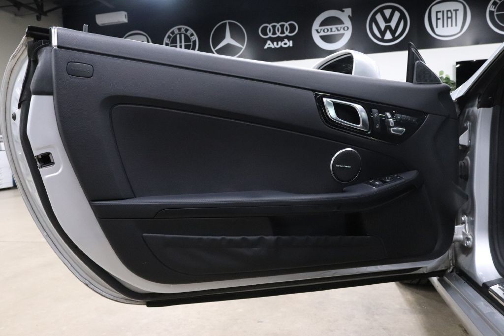 2017 Mercedes-Benz SLC-Class Image 17