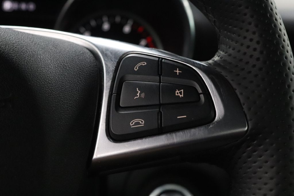 2017 Mercedes-Benz SLC-Class Image 21