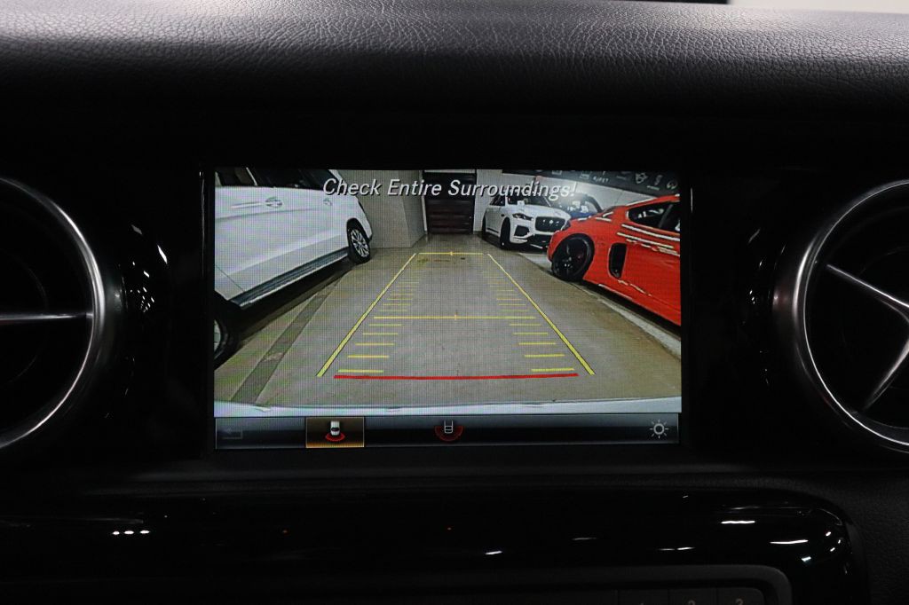 2017 Mercedes-Benz SLC-Class Image 24