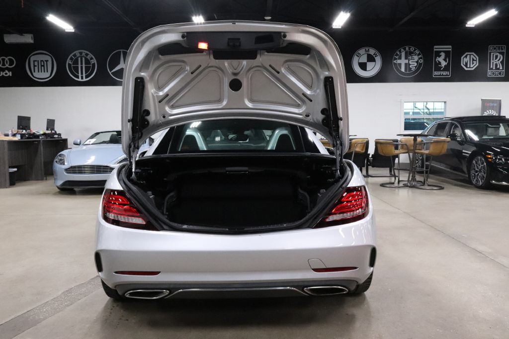 2017 Mercedes-Benz SLC-Class Image 29