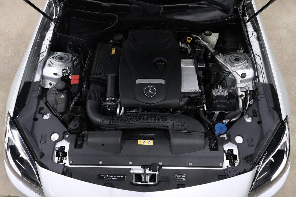 2017 Mercedes-Benz SLC-Class Image 34