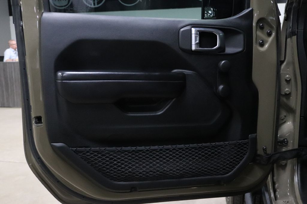 2020 Jeep Gladiator Image 9