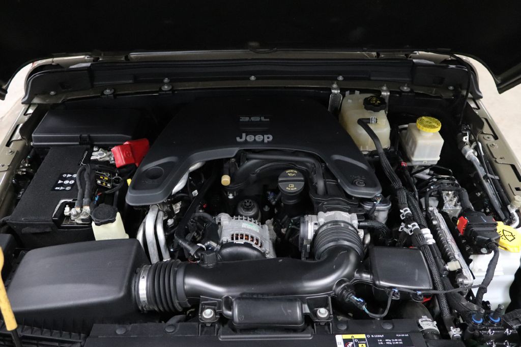 2020 Jeep Gladiator Image 25