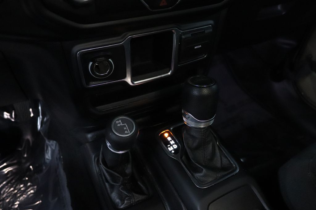 2020 Jeep Gladiator Image 30