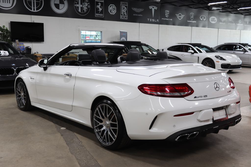 2017 Mercedes-Benz C-Class Image 6