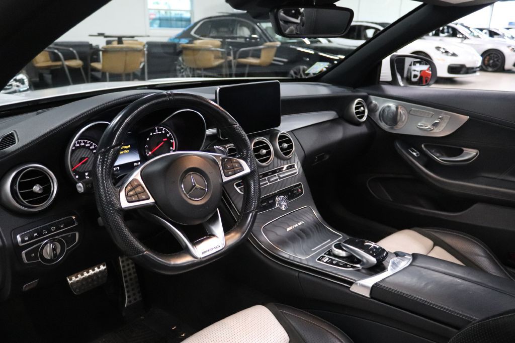 2017 Mercedes-Benz C-Class Image 19