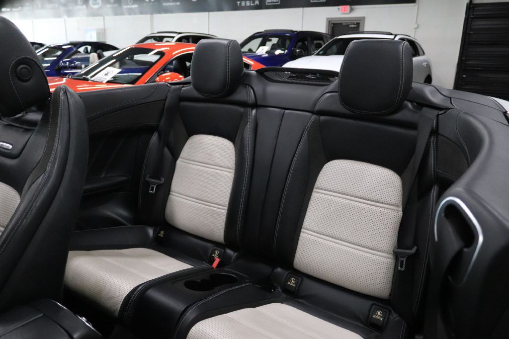2017 Mercedes-Benz C-Class Image 20