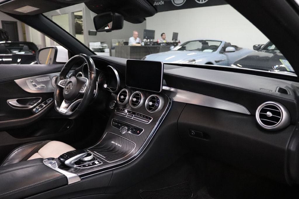 2017 Mercedes-Benz C-Class Image 25