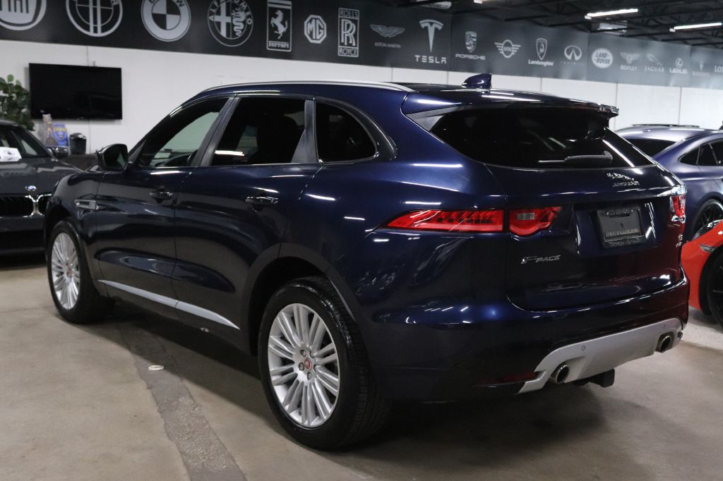 2019 Jaguar F-PACE Image 3