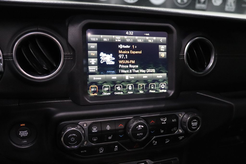 2020 Jeep Wrangler Unlimited Image 32