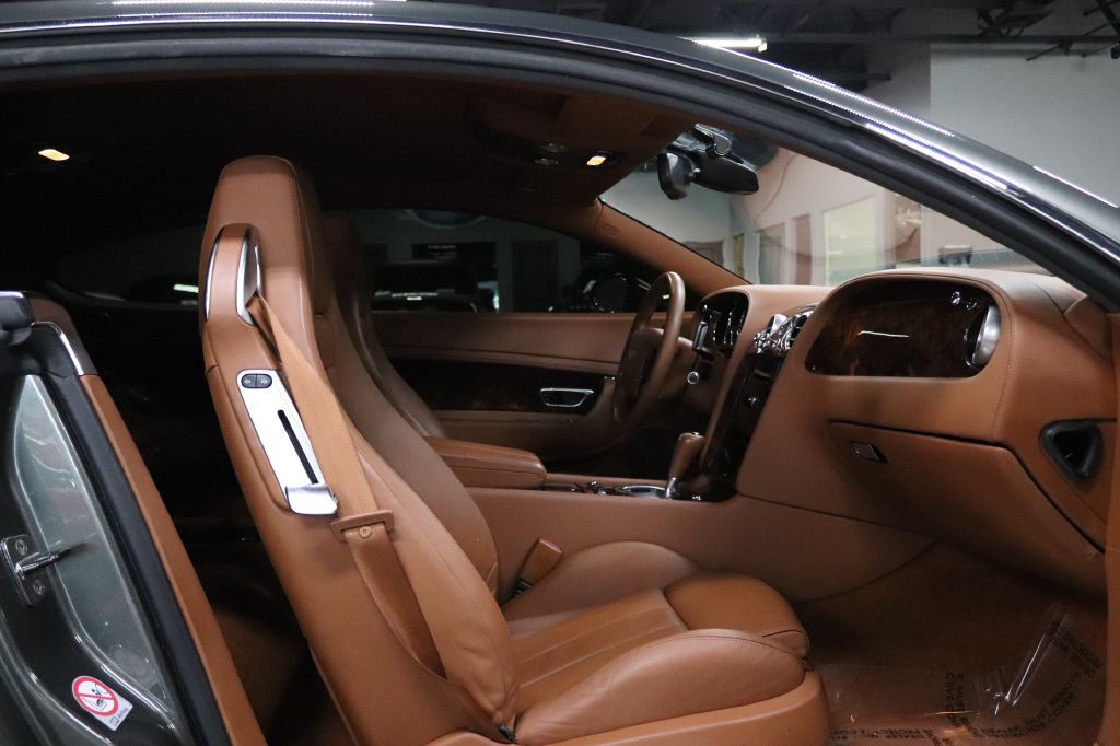 2005 Bentley Continental Image 16