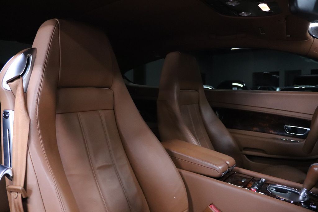 2005 Bentley Continental Image 17