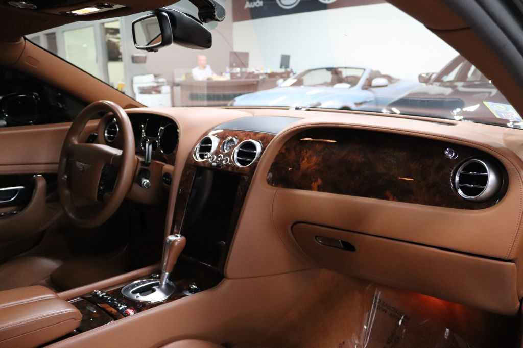 2005 Bentley Continental Image 18