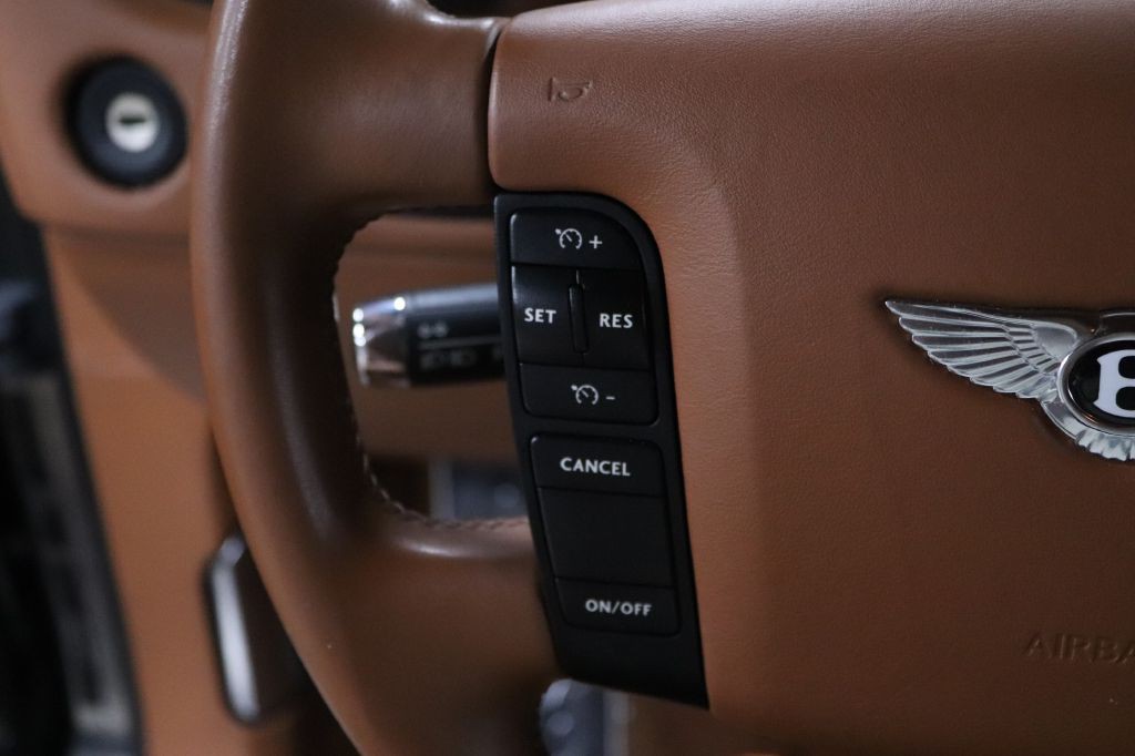 2005 Bentley Continental Image 21