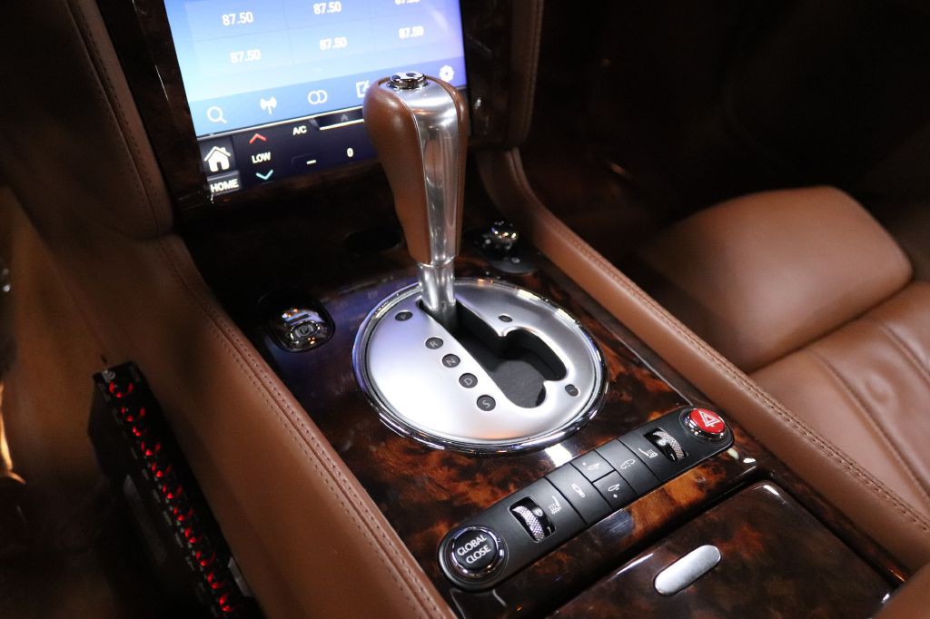 2005 Bentley Continental Image 24