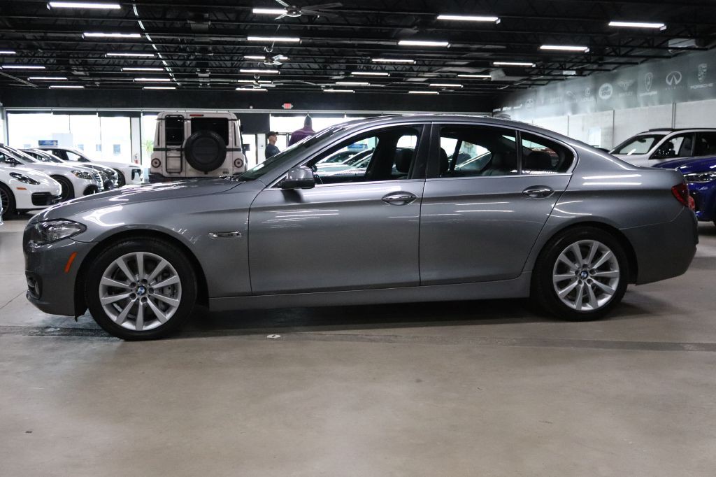 2016 BMW 5 Series Image 2