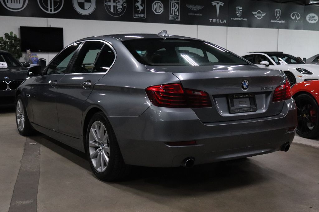 2016 BMW 5 Series Image 3