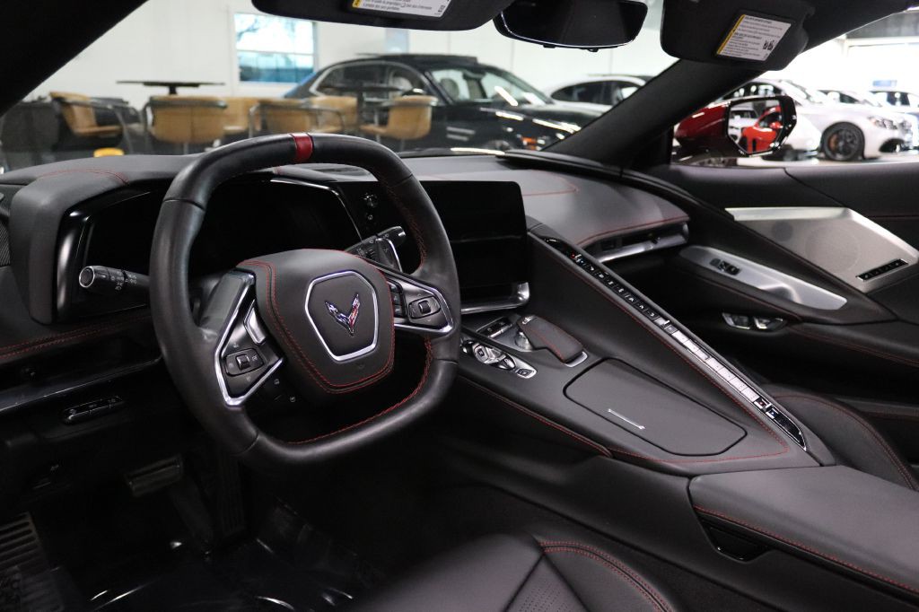 2020 Chevrolet Corvette Image 16