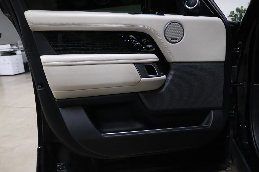 2021 Land Rover Range Rover Image 9