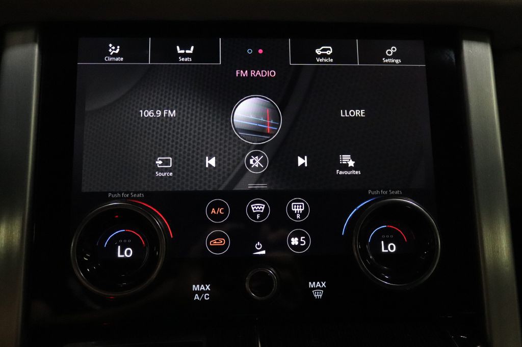 2021 Land Rover Range Rover Image 17