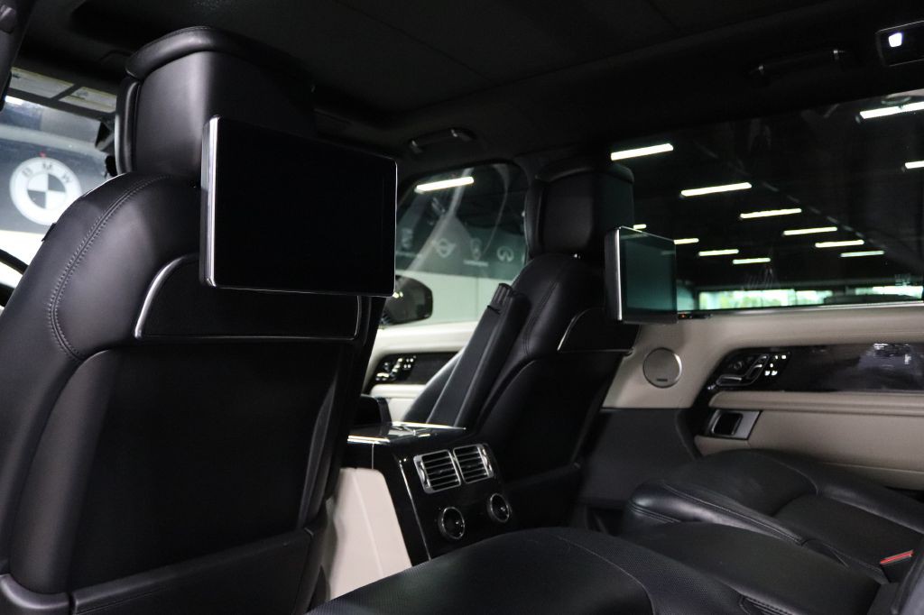 2021 Land Rover Range Rover Image 23
