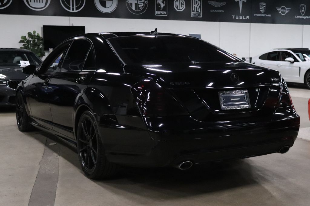 2009 Mercedes-Benz S-Class Image 3