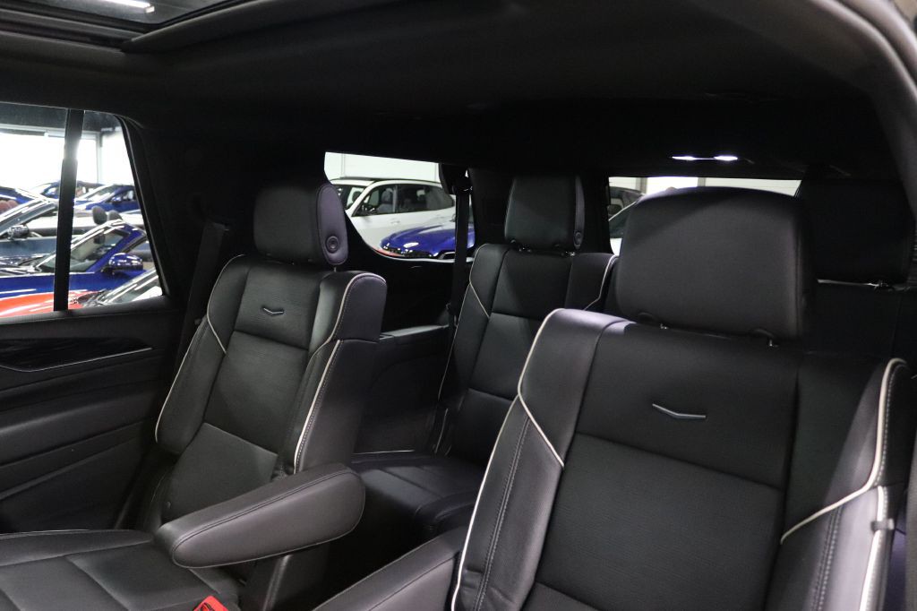 2022 Cadillac Escalade Image 15
