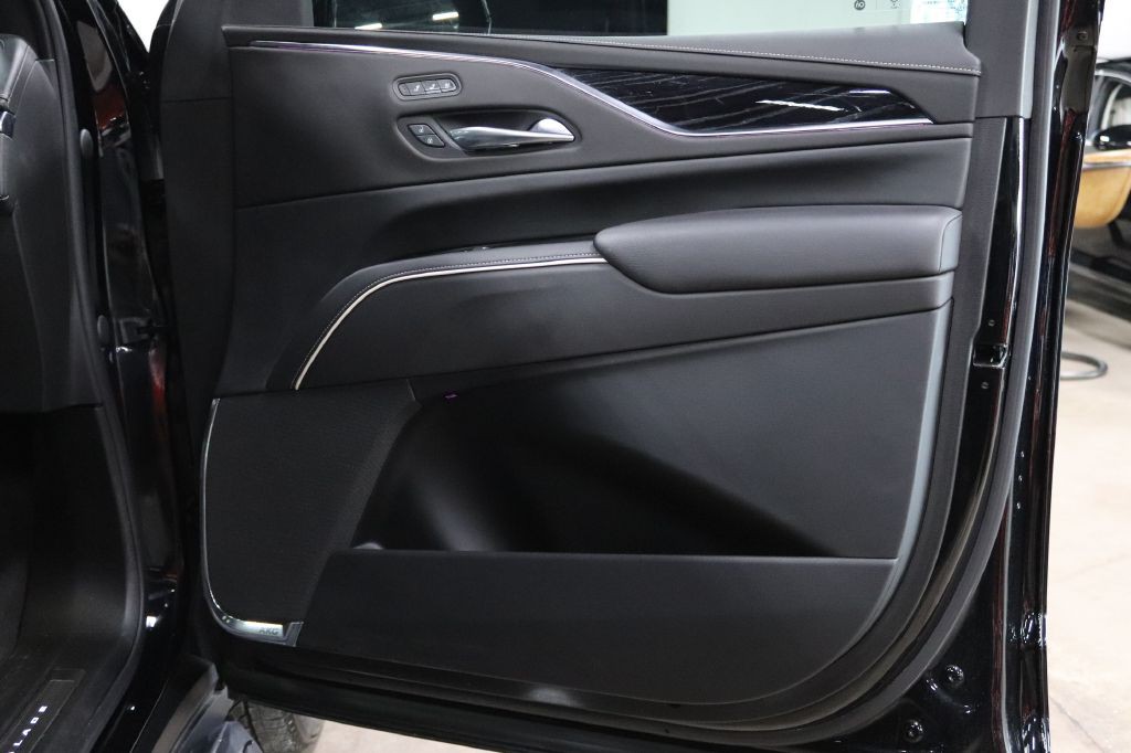 2022 Cadillac Escalade Image 22