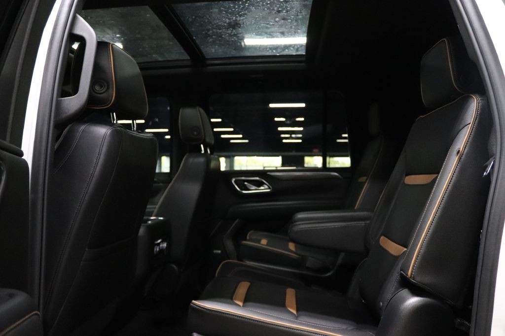 2022 GMC Yukon Image 14