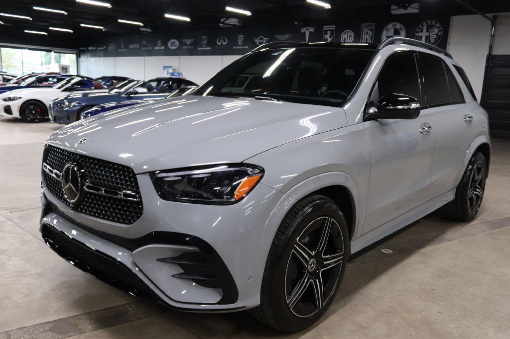 2025 Mercedes-Benz GLE-Class Image 1