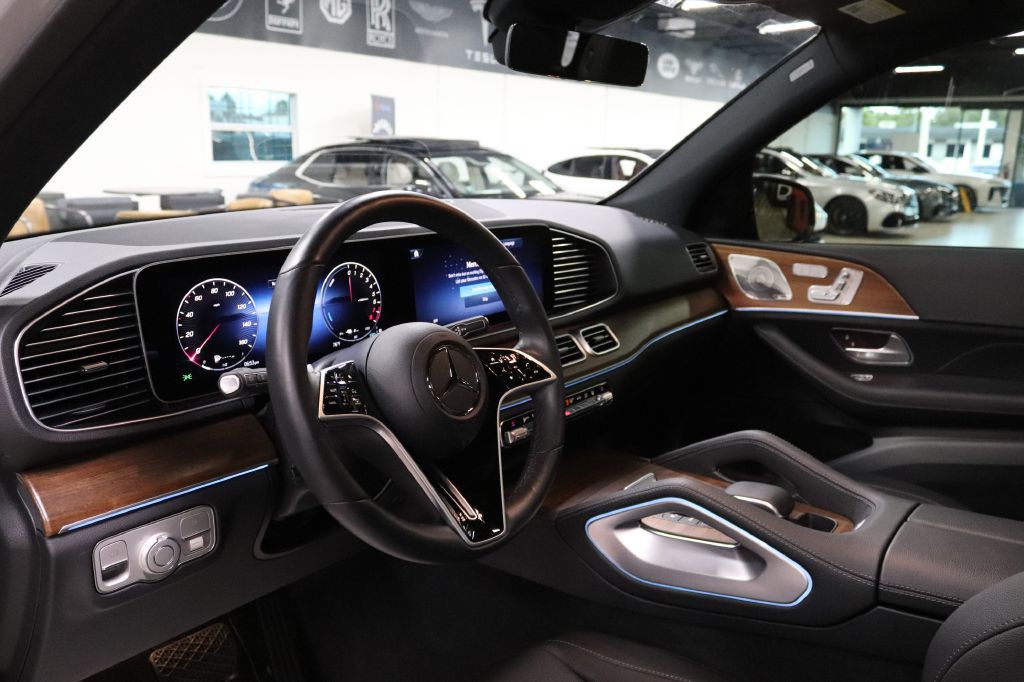 2025 Mercedes-Benz GLE-Class Image 12