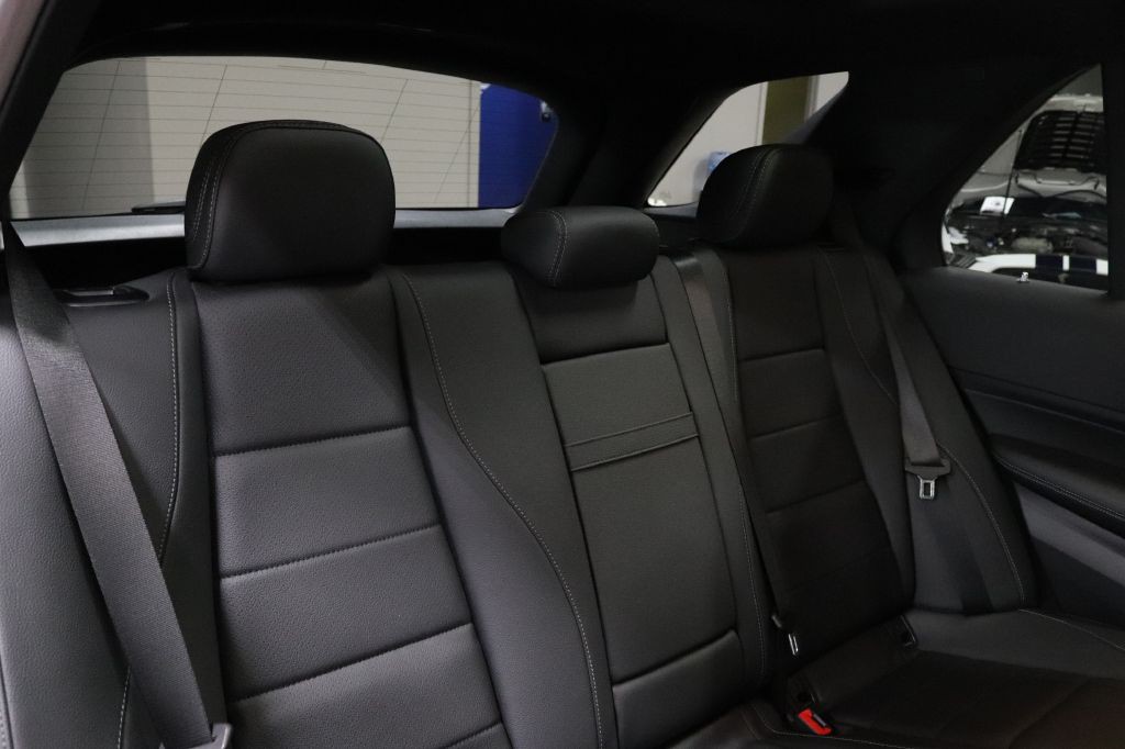 2025 Mercedes-Benz GLE-Class Image 20