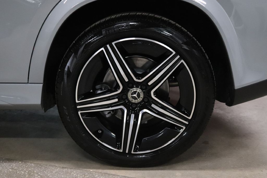 2025 Mercedes-Benz GLE-Class Image 39
