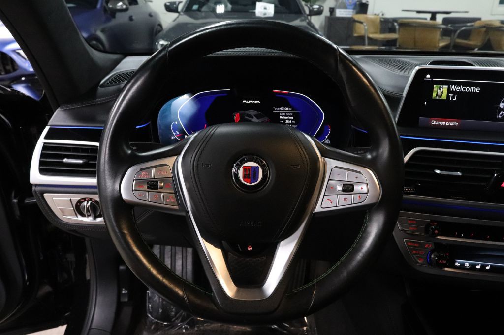 2022 BMW 7 Series Image 27