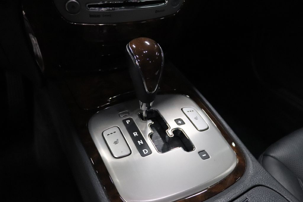 2010 Hyundai Genesis Image 31