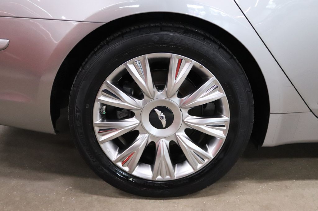 2010 Hyundai Genesis Image 39