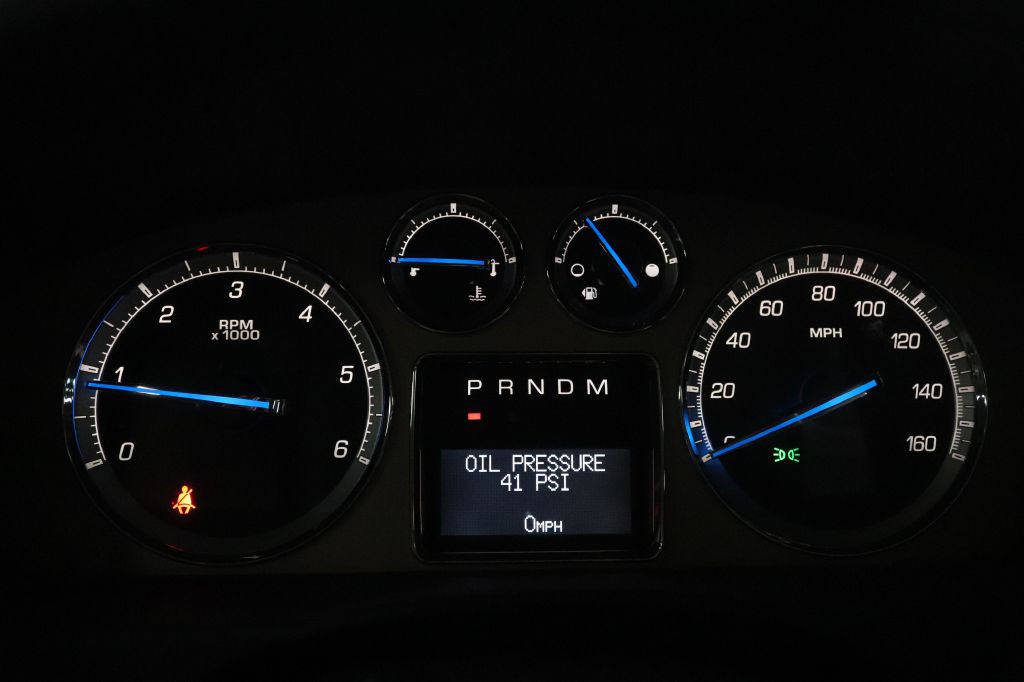2011 Cadillac Escalade Image 35