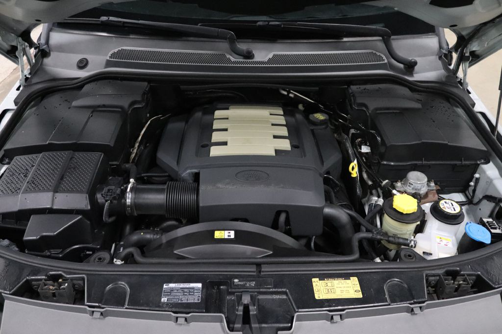2009 Land Rover Range Rover Sport Image 32