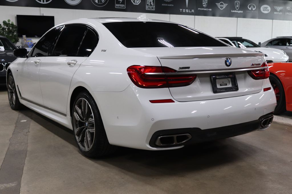 2018 BMW 7 Series Image 3