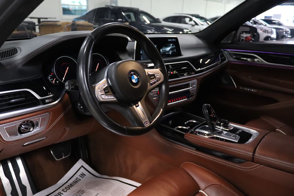 2018 BMW 7 Series Image 10