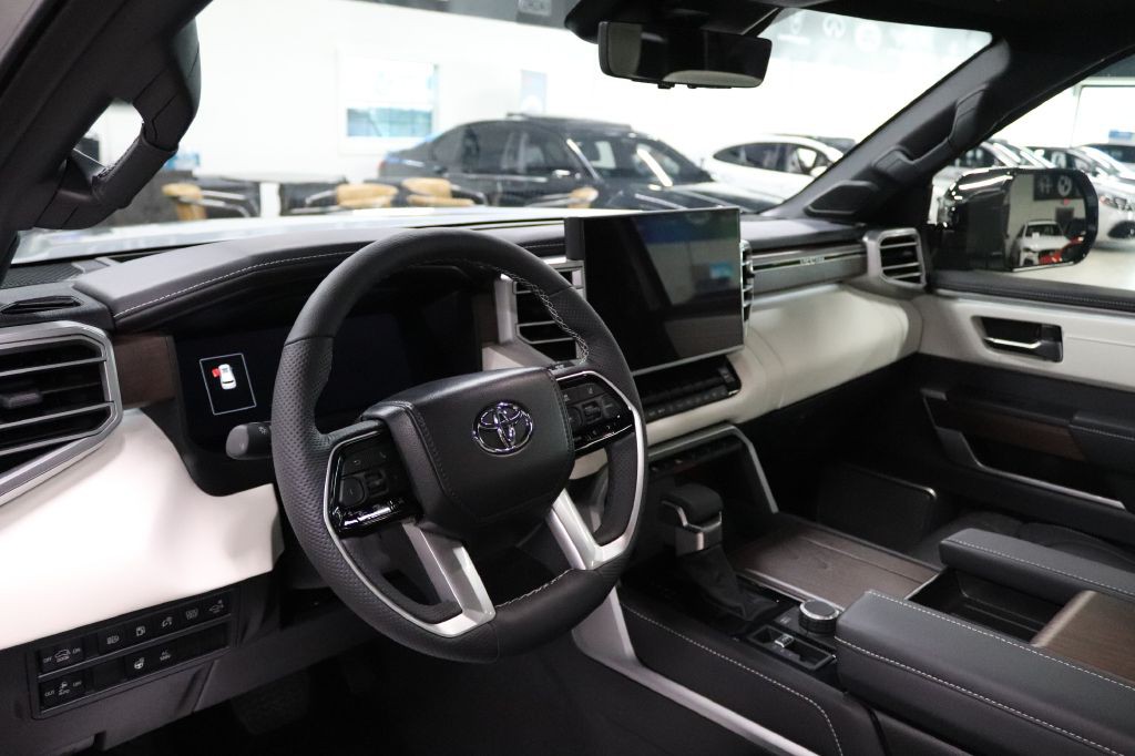2025 Toyota Sequoia Image 12