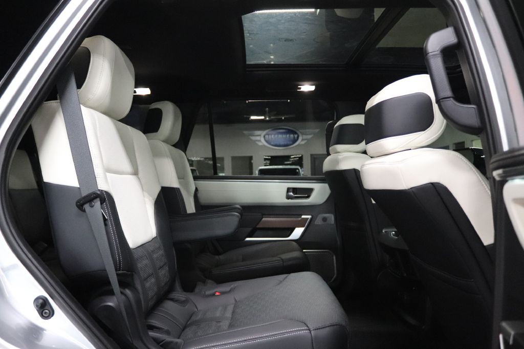 2025 Toyota Sequoia Image 19