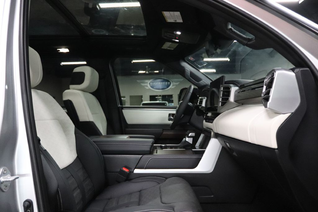 2025 Toyota Sequoia Image 23
