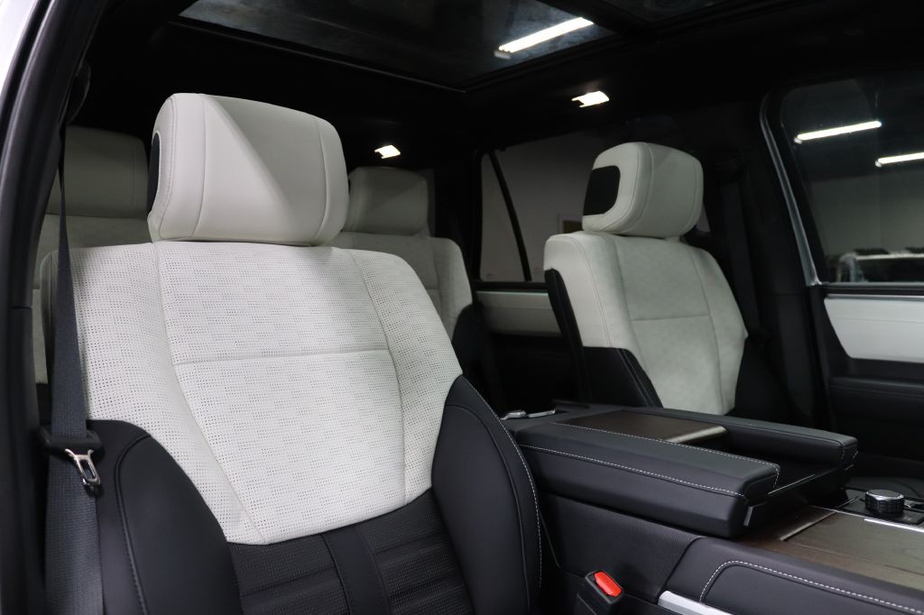 2025 Toyota Sequoia Image 24