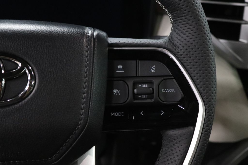 2025 Toyota Sequoia Image 29