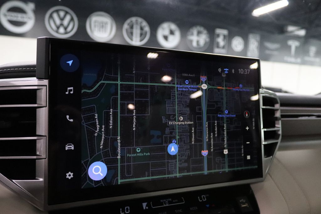 2025 Toyota Sequoia Image 34